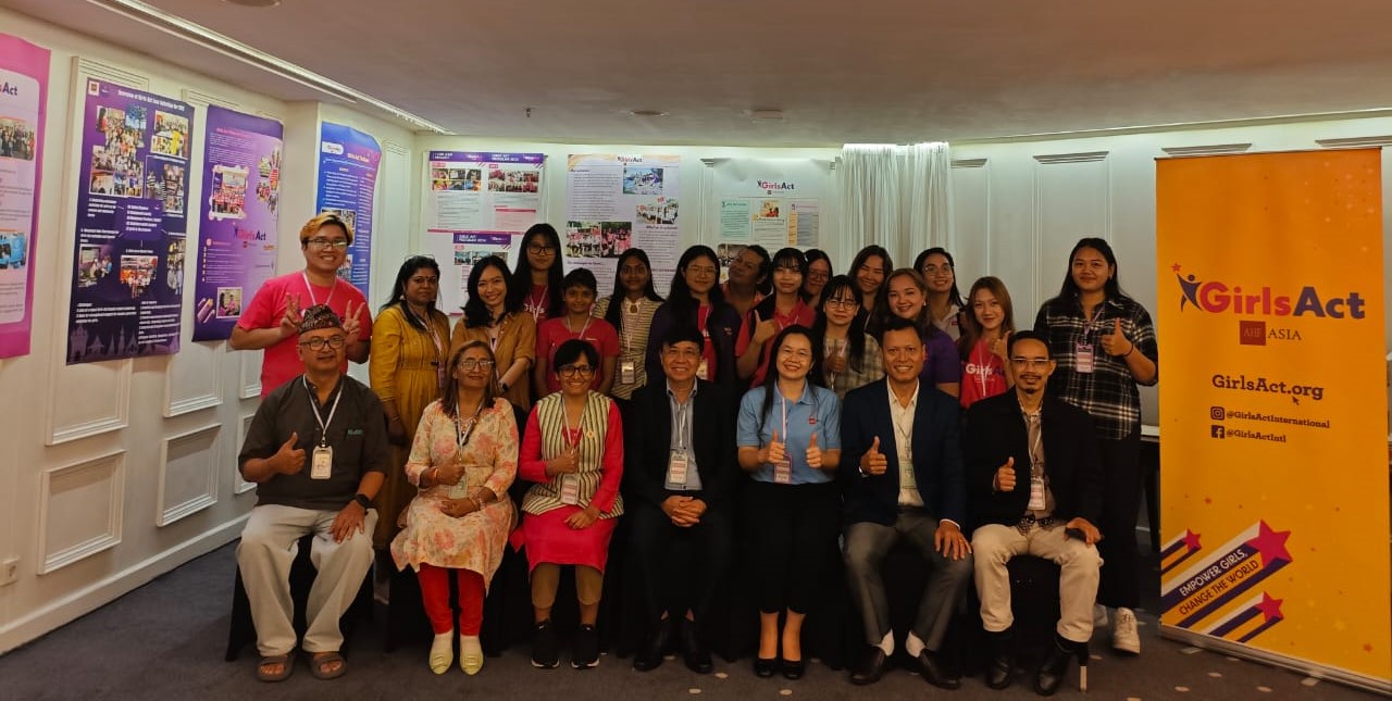 दश देशका किशोरी बालीमा, मर्यादित महिनावारीबारे अन्तर्राष्ट्रिय तालिम सुरु